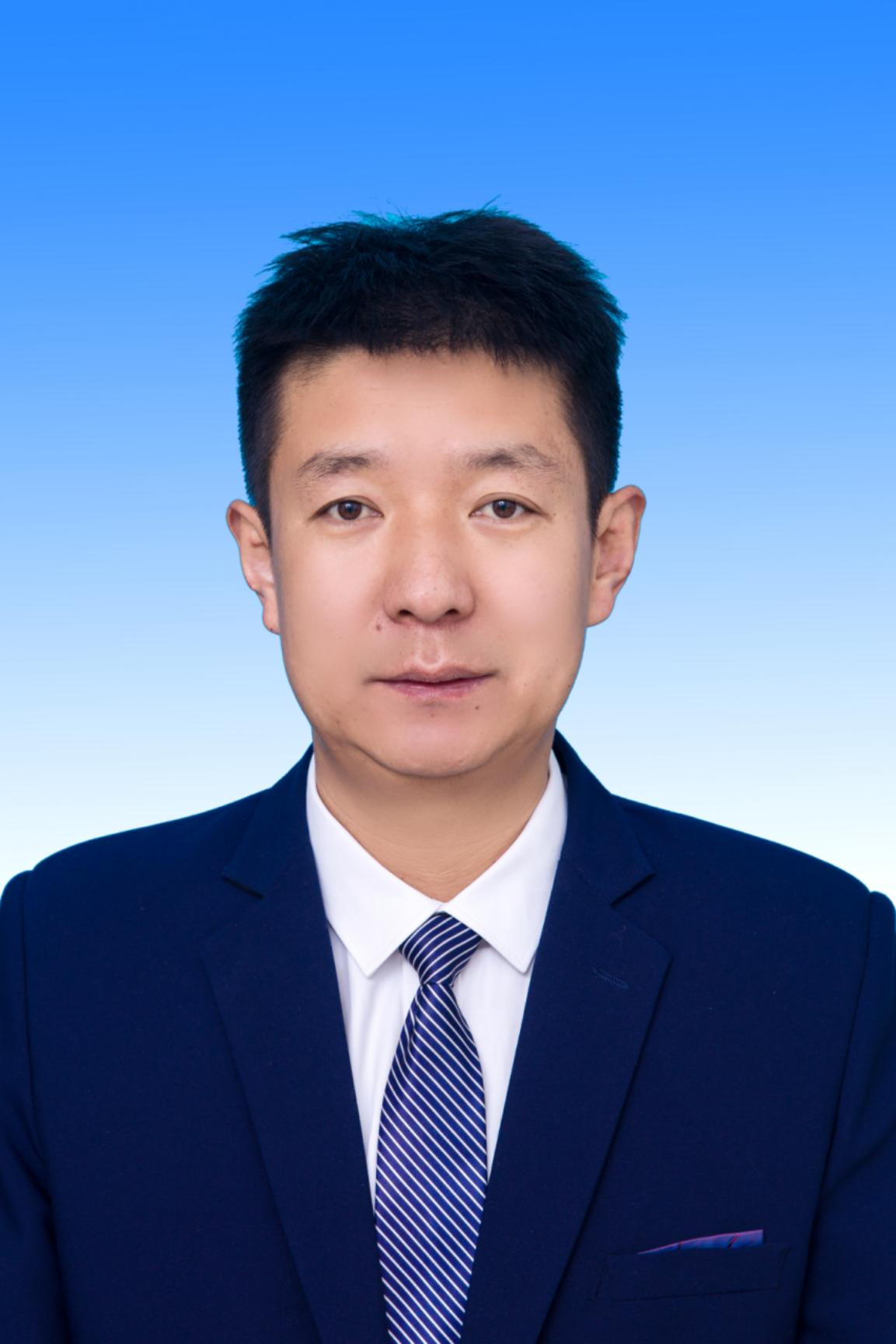 薛蛟,党委委员,纪检书记,监察室及审计科主任.